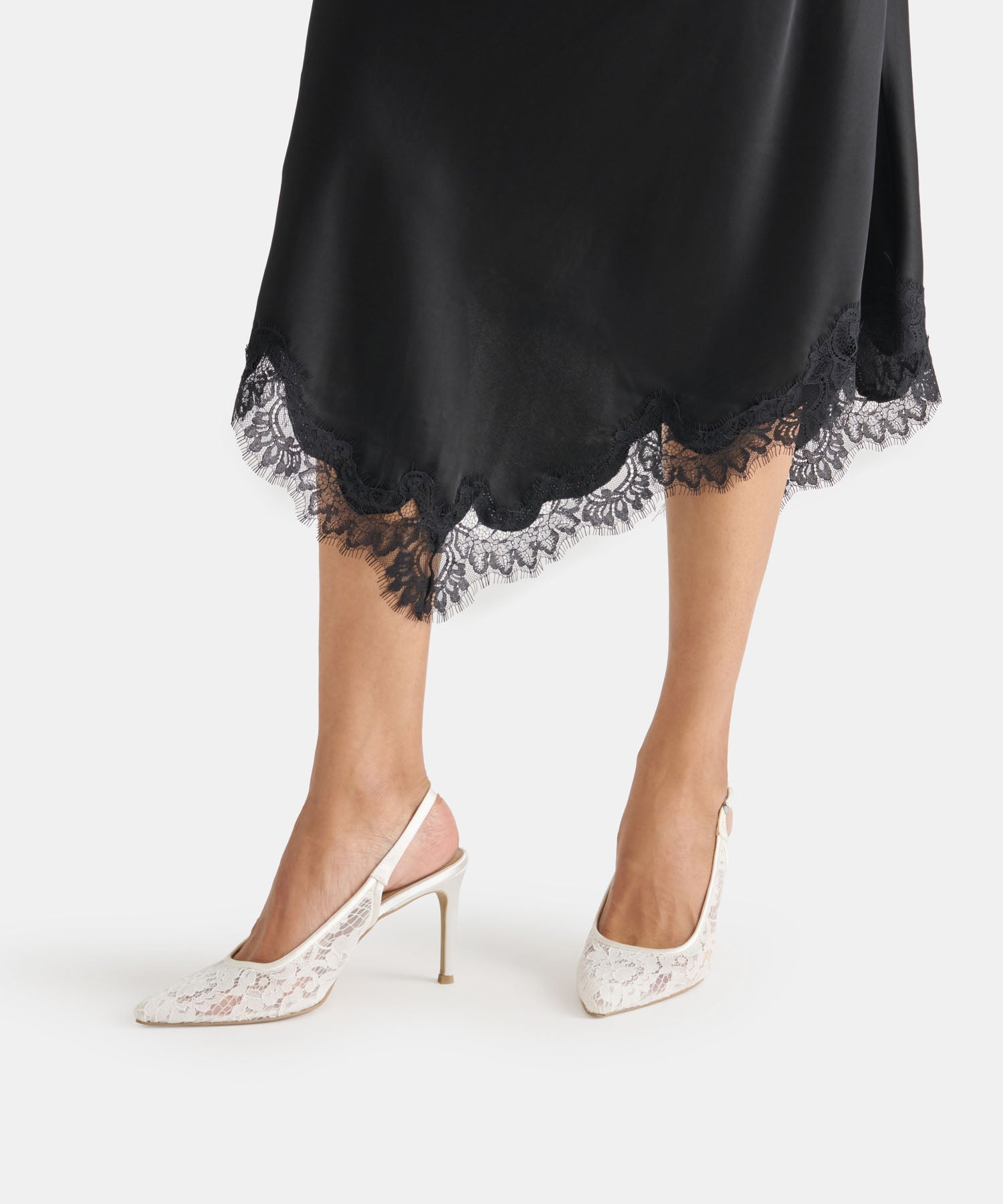 YAMI HEELS TRUE WHITE LACE